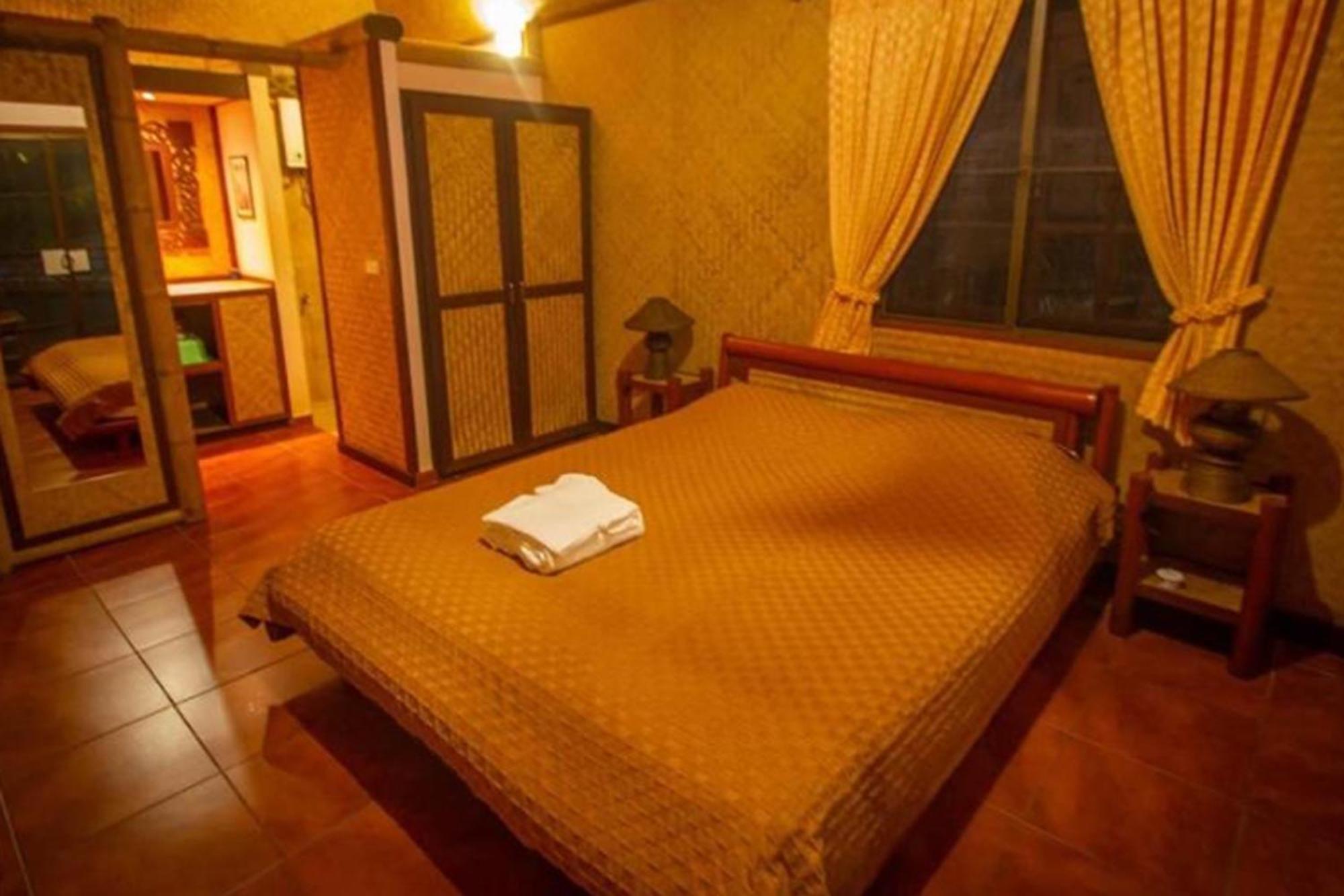 Old Tree'S House Hotel Mae Ai Buitenkant foto