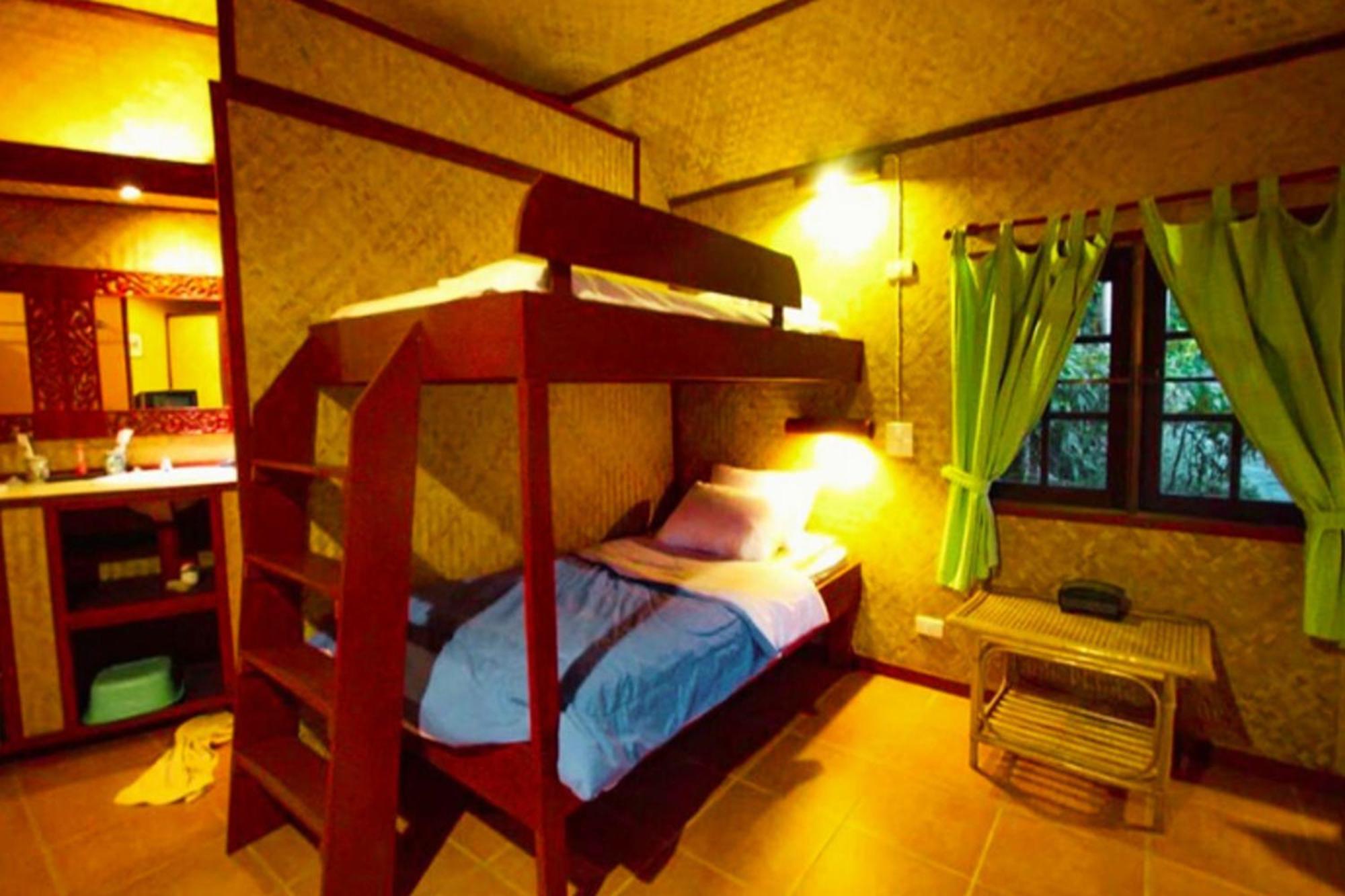 Old Tree'S House Hotel Mae Ai Buitenkant foto